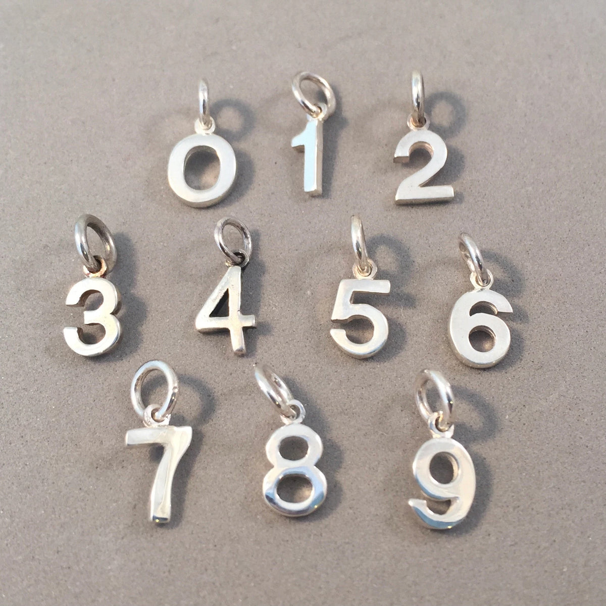 Numbering ♥ #2905 Mini Triangle N-dia Charm Bracelet E181714B-F220-4185-9C14-