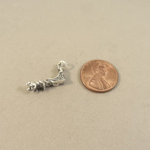 Load image into Gallery viewer, DOG SLED .925 Sterling Silver Charm Travel Tourist Iditarod Alaska Racing Sleigh Husky Mush New sp15