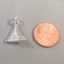 Load image into Gallery viewer, MOUNTAIN .925 Sterling Silver Charm Pendant National Park Peak Hike Climb GA64
