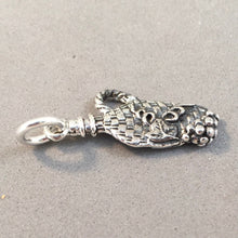 Load image into Gallery viewer, CHIANTI BOTTLE .925 Sterling Silver Charm Pendant Red Wine Tuscany Italy Travel Drink Kitchen KT53