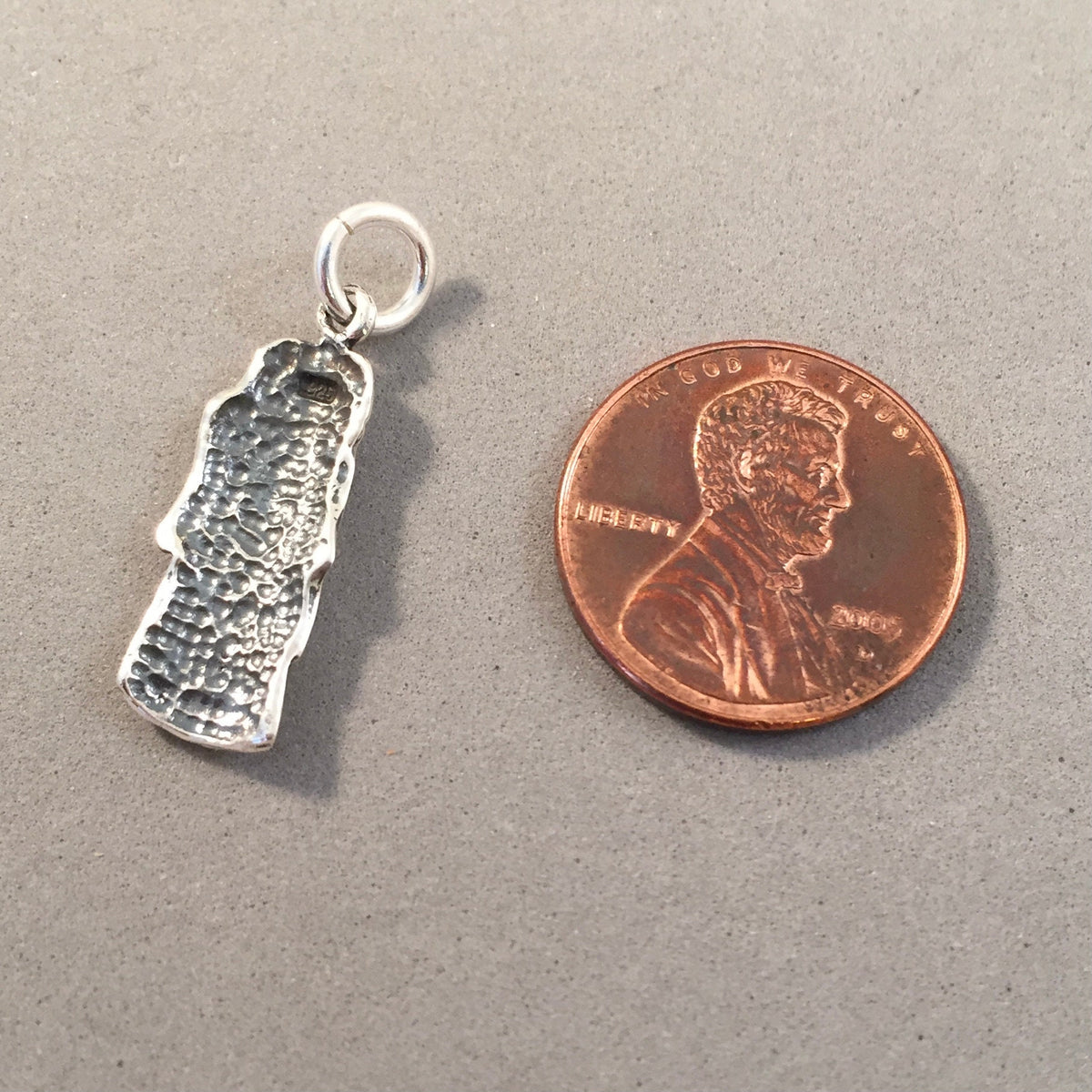 MOAI .925 Sterling Silver Charm Pendant Easter Island Statue Mo'ai Chi –  Haylee's Silver