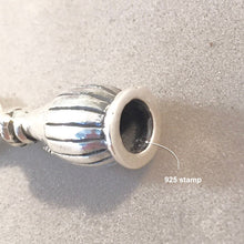 Load image into Gallery viewer, CHIANTI BOTTLE 3-D .925 Sterling Silver Charm Pendant Red Wine Tuscany Italy Travel Drink Kitchen kt39