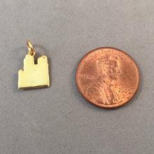 Load image into Gallery viewer, NOTRE DAME Small Gold Plated .925 Sterling Silver Charm Pendant Paris France Europe Landmark Monument Travel Souvenir New tf02g