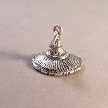 Load image into Gallery viewer, CONICAL / COLLIE HAT .925 Sterling Silver Charm Pendant Vietnam China Japan Asia TA52