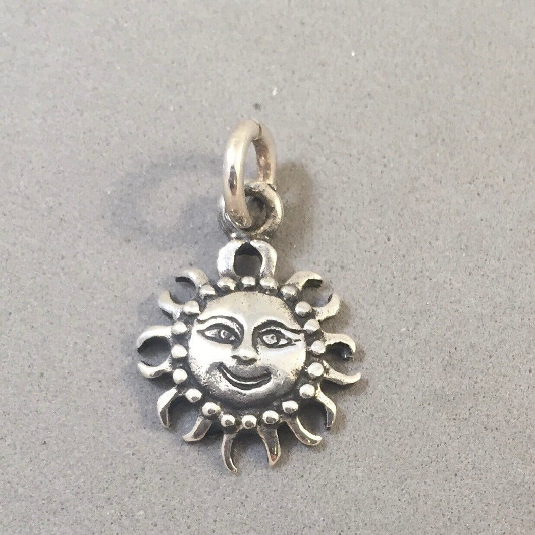 Sale! SUN FACE Detailed .925 Sterling Silver Charm Pendant SL83E