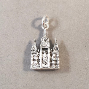 BARCELONA CATHEDRAL .925 Sterling Silver Charm Pendant Spain Church Souvenir TP33