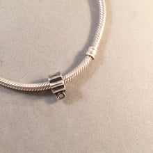 Load image into Gallery viewer, Fluted CONVERTER BEAD For Charm Bracelet .925 Sterling Silver Works for Pandora, European &amp; many Bangle style bracelets FD17