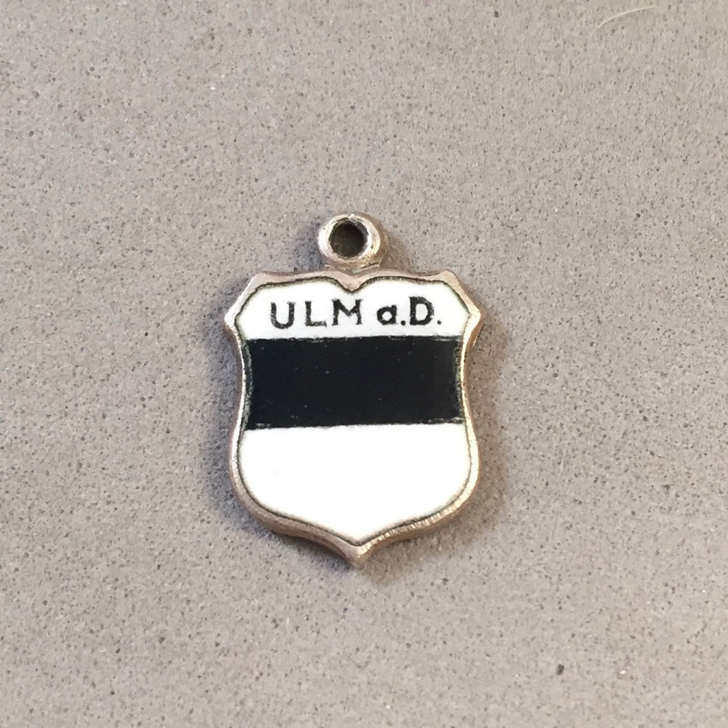 ULM  a. D. Vintage Travel Shield Enamel Charm Pendant Europe Germany VS-05