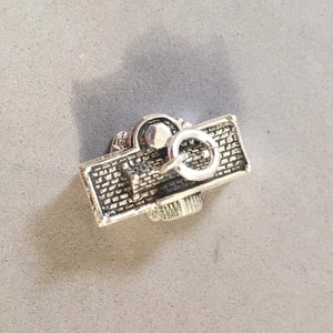 WHITE HOUSE Detailed .925 Sterling Silver 3-D Charm Pendant Landmark Washington DC Government President Residence Travel TY20