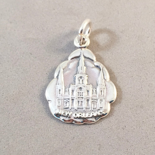 ST. LOUIS CATHEDRAL .925 Sterling Silver 3-D Charm Pendant New Orleans NOLA tu05
