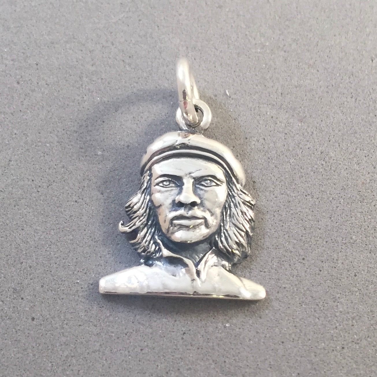Che Guevara Face Pendant Bronze and Silver 925 