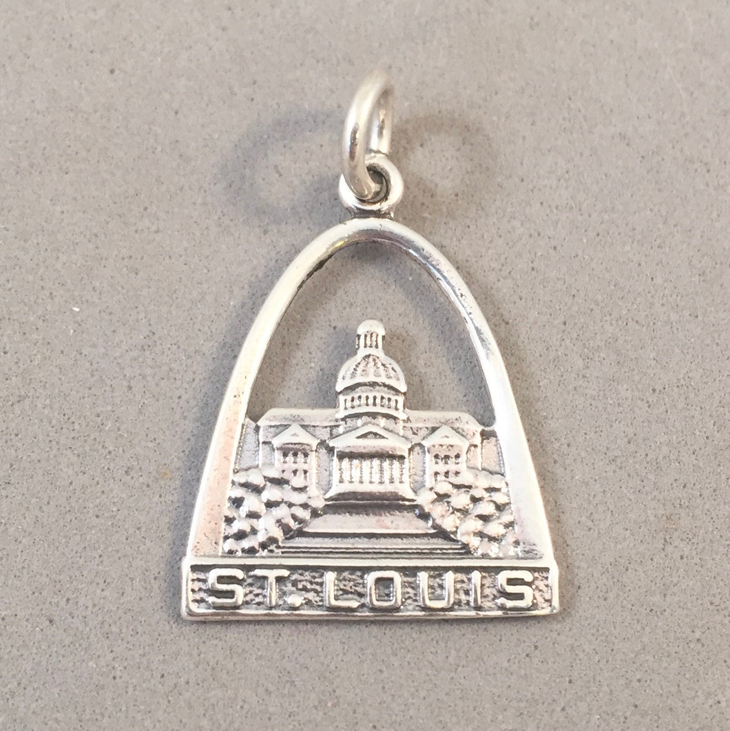 ST. LOUIS .925 Sterling Silver Charm Pendant Gateway Arch Capital National Park Souvenir tu12