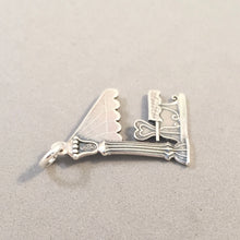 Load image into Gallery viewer, SIDEWALK CAFE .925 Sterling Silver Charm Pendant Paris France Rome Italy Europe Outdoor Souvenir kt44