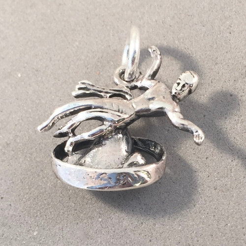 PROMETHEUS FOUNTAIN .925 Sterling Silver Charm Pendant Rockefeller Center Sculpture New York City TY29