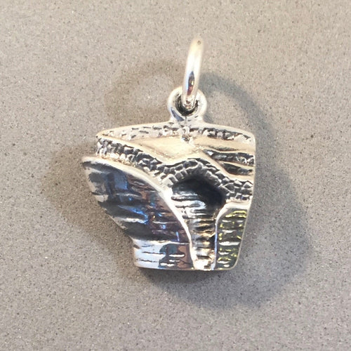 LOVERS LEAP .925 Sterling Silver Charm Pendant Lookout Mountain Rock City Tennessee Souvenir Travel tu32