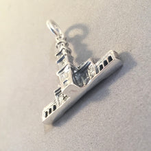 Load image into Gallery viewer, INDEPENDENCE HALL .925 Sterling Silver Charm Pendant Philadelphia Pennsylvania TU37