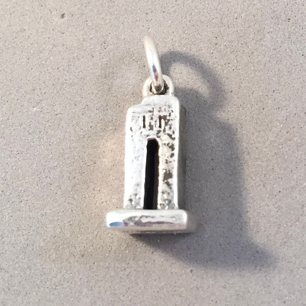 JAMESTOWN Old Church Tower .925 Sterling Silver 3-D Charm Pendant Historic Virginia Travel Souvenir tu49