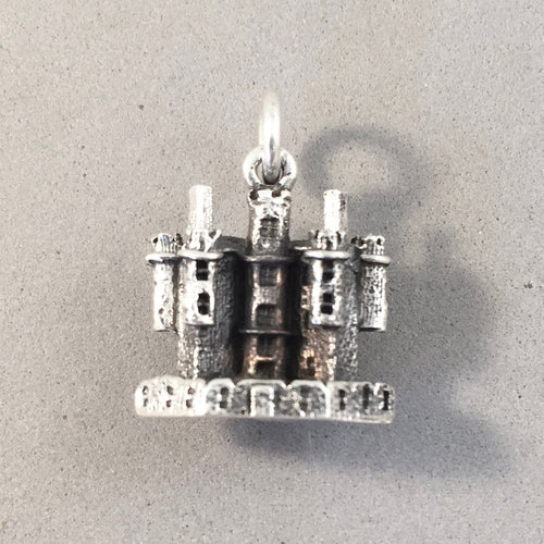 BRAEMAR CASTLE .925 Sterling Silver 3-D Charm Pendant Scotland Aberdeershire UK Souvenir TB33