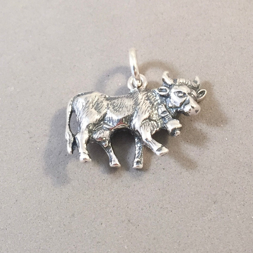 ALPINE COW .925 Sterling Silver 3-D Charm Pendant Austria Switzerland Swiss Alps Cowbell Bell Souvenir Europe an56