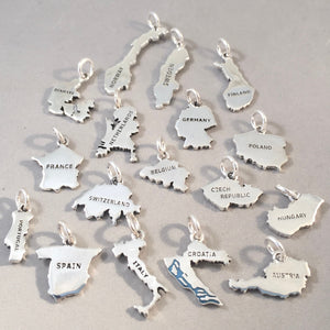 NEW ZEALAND MAP .925 Sterling Silver Charm Pendant Country Auckland Queenstown Christchurch Souvenir ct18-nz