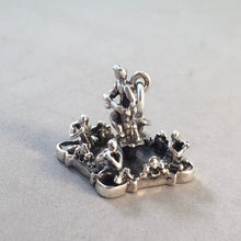 Load image into Gallery viewer, FONTANA DEL MORO .925 Sterling Silver 3-D Charm Pendant Europe Rome Italy Fountain of the Moor Piazza Navona Landmark Souvenir ti55