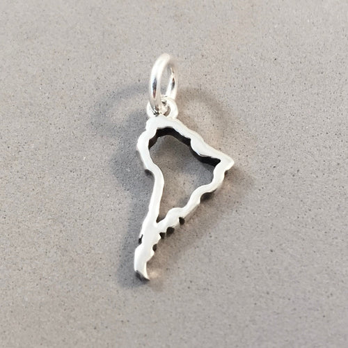 SOUTH AMERICA OUTLINE .925 Sterling Silver Charm Pendant Outline Shape Continent Peru Chile Colombia Argentinia Ecuador Travel ct07-sa