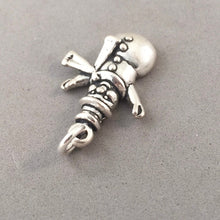 Load image into Gallery viewer, SNOWMAN .925 Sterling Silver 3-D Charm Pendant Christmas X-mas Holiday Snow Frosty hl11